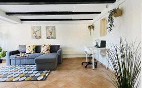 Aday - Central Charming Apartment With Terrace