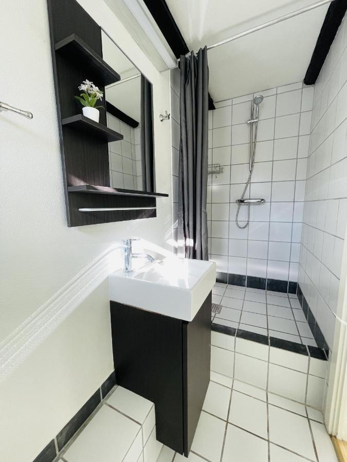 Aday - Central Charming Apartment With Terrace Aalborg Buitenkant foto